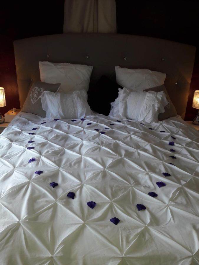 La Romance Normande Gite Balneo, Massages, 2 Pers. Les Authieux-sur-Calonne ภายนอก รูปภาพ